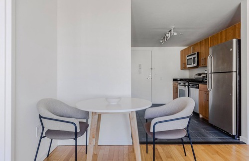 Hunters Point Apartment | Blueground | Long Island City 1bd apartment