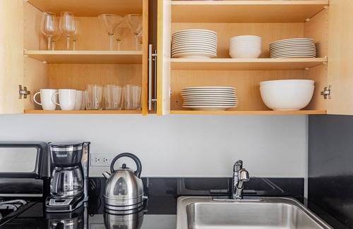 Hunters Point Apartment | Blueground | Long Island City, pool, nr Gantry Plaza