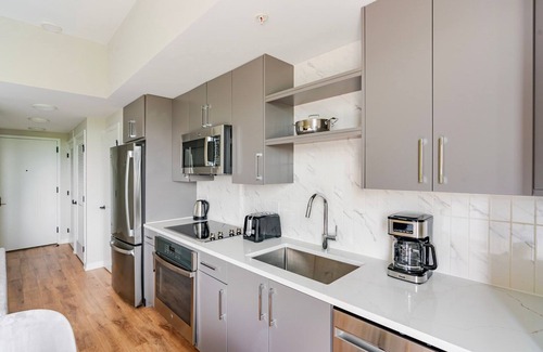 Clarendon Apartment | Blueground | Lyon Village, pool, nr Arlington Cemetery
