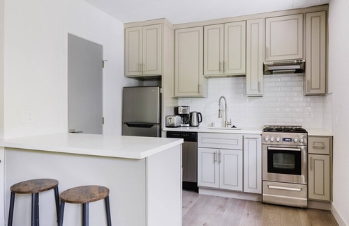 Mar Vista Apartment | Blueground | Mar Vista, nr Venice Beach & w/d