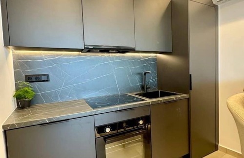 Piraeus Apartment | BlueMotion - CityView