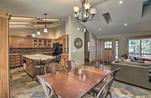 Tahoe Woods House | Bluerock Retreat by Tahoe Getaways - 3 BR Pet-Friendly West Shore Cabin with 3 Fireplaces, Short Drive to Skiing