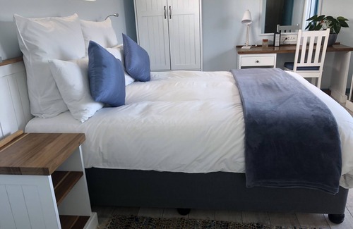 Arniston House | BlueSky Guest House Arniston