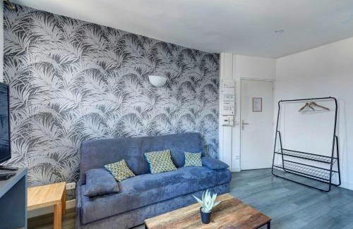 Bagnolet Apartment | Bluestay 135 - Charming apartment