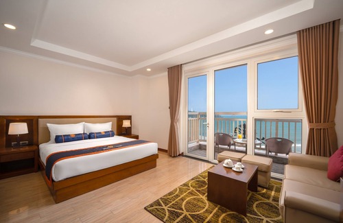 Son Tra Hotel | BlueSun Danang Beach Hotel