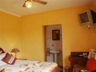 Bluewater Bay House | Bluewater Guesthouse