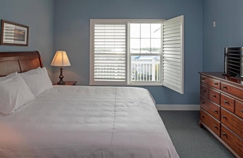 Palmetto Dunes Resort | Bluewater Resort 2 bedroom 2 baths kitchen 3 pools- free golf 4 foursome per day