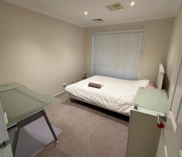 Tascott Villa | Bluewatersanctuary holiday house