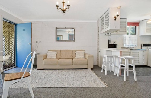 Boomerang Beach Villa | Blueys Beach Villa Manyana 11