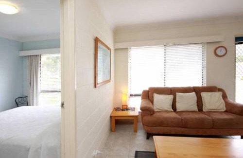 Blueys Beach House | Blueys Beach Villa Manyana 25