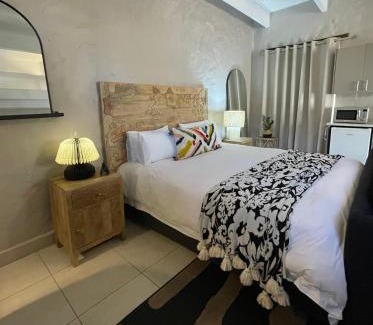 Olympus AH Bed & Breakfast | Bly B&B