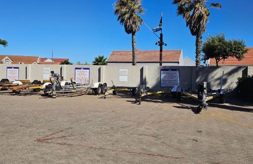 Port Owen Apartment | Bly Nog Biki