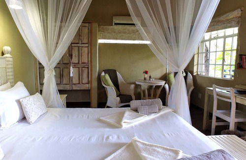Hoedspruit House | Blyde Mountain Country House