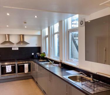 Blyth House | Blyth Rooms