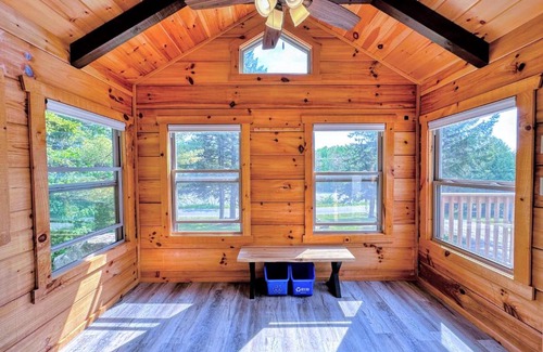 Twin Mountain House | BMV6 Tiny Home Topline