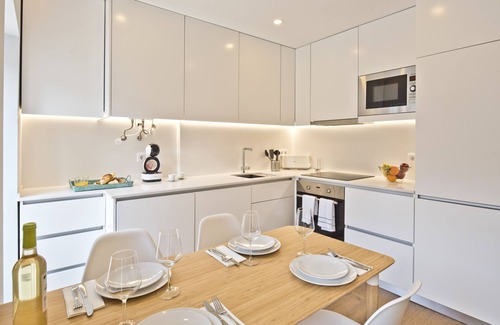 Lisbon Old Town Apartment | BmyGuest Bruno's 36 Exclusive Apartments IV (C99)