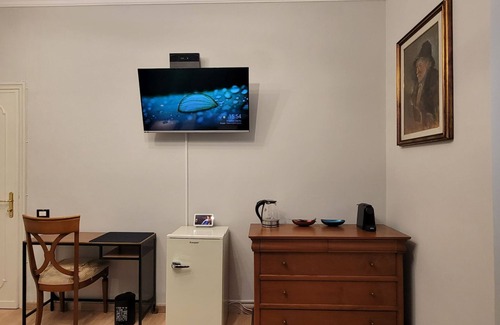 Zona LIII Tomba di Nerone Apartment | BnB Rooms And Comfort