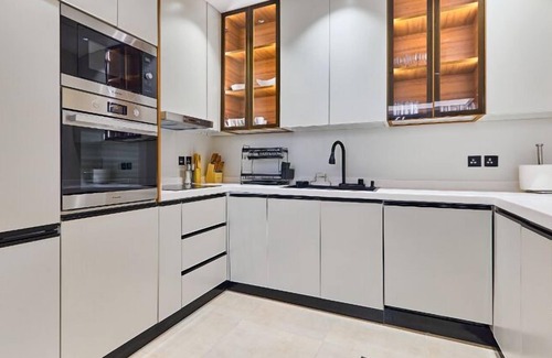 Riyadh Apartment | bnbme | Alkhawaled-7 | 3BDR