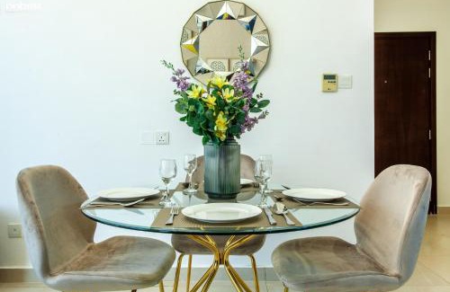 Al Barsha Apartment | bnbmehomes - La Fontana