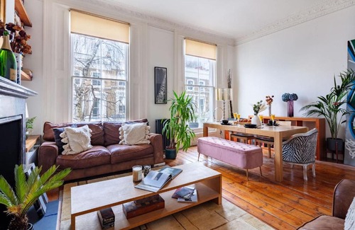 Colville Apartment | BnBNova - 2BR Duplex - Notting Hill & Portobello