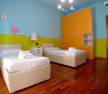 Washington Apartment | BnButler - Stromboli, 22 - Ampio, Luminoso ed Elegante