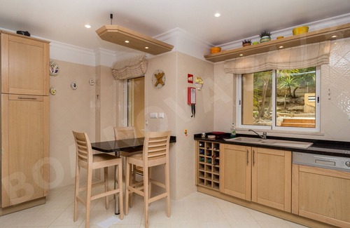 Estombar Ski Chalet | Boa Nova 31/3 | professionally cleaned | 2-bedroom townhouse | close to Carvoeiro and Ferragudo