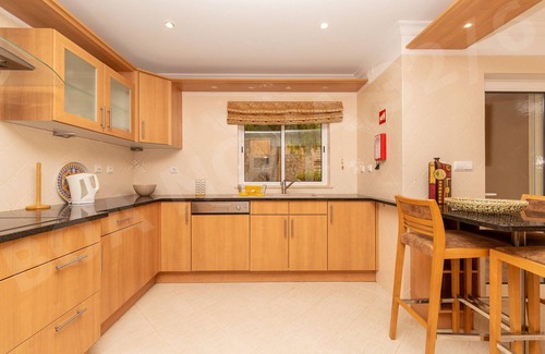Estombar Ski Chalet | Boa Nova 32/6 | professionally cleaned | 2-bedroom townhouse | close to Carvoeiro and Ferragudo