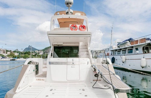 Gloria Boat Rental | Boa001 - BMW Intermarine 55ft for rent in Rio de Janeiro