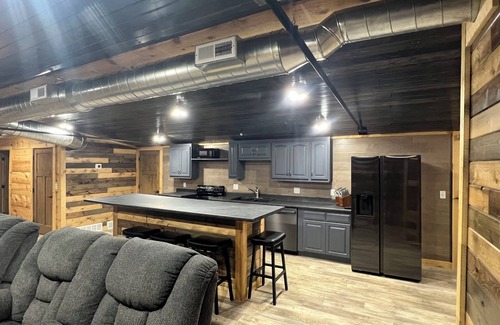 Winner Cabin | Boar's Tusk Lodge