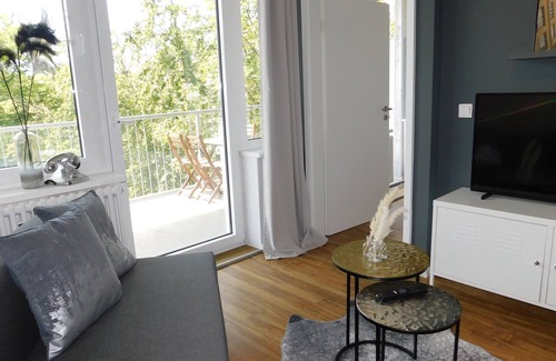 Steglitz Apartment | Boardinghouse by Sunton