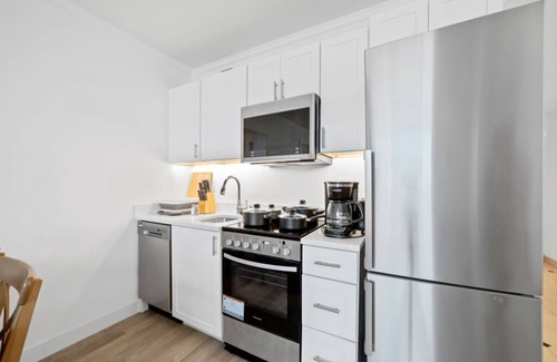 Atlantic City Apartment | Boardwalk Cozysuites Beachfront 2BR 3BA Condo