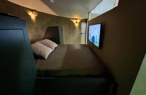 Eastern Docklands Bed & Breakfast | Boat And Boost: Luxury & Wellness