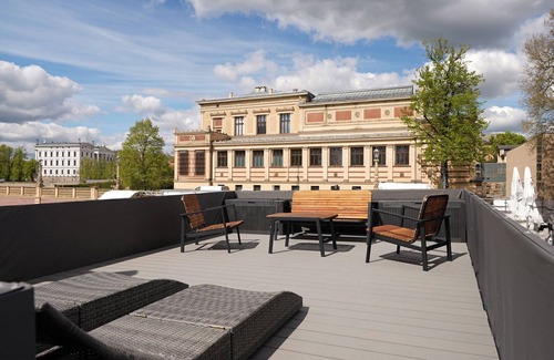 Schwerin Boat Rental | Boat 'Cosy River Loft' with Private Terrace