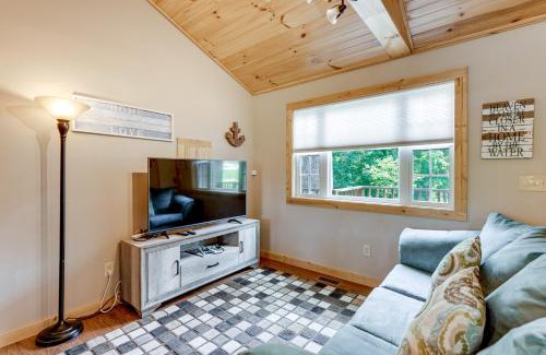 Dandridge House | Boat Dock Family-Friendly Douglas Lake Home!