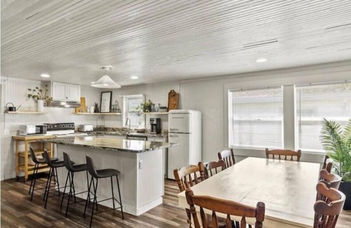 Lakeview House | Boat dock-Waterfront-Hot tub on Indian Lake