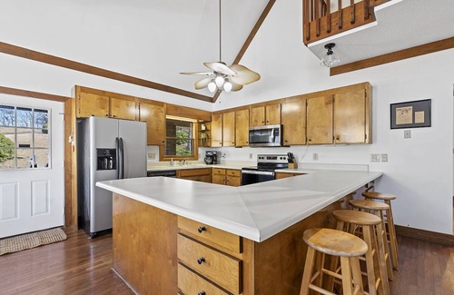 Ninety Six House | Boat Drinks: Awesome home in great neighborhood on Greenwood side