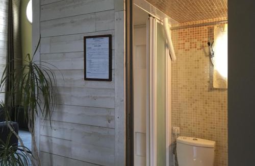 Issy-les-Moulineaux Boat Rental | Boat For Guest