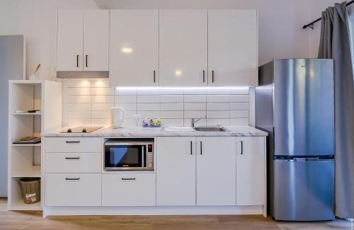 Urangan Resort | Boat Harbour Studio Apartments and Villas