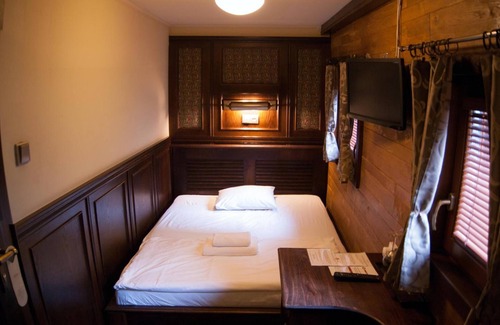 Nove Mesto Hotel | Boat Hotel Matylda