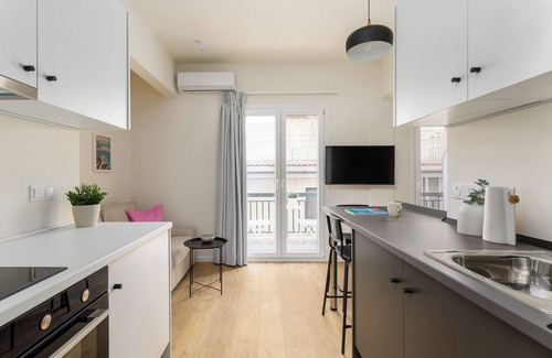 Thessaloniki Apartment | boat house