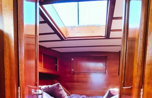 Banyuls-sur-Mer Boat Rental | Boat "La Ornella - Location Bateau À Quai" with Sea View, 2 Private Terraces & Wi-Fi
