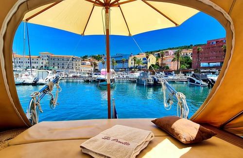 Banyuls-sur-Mer Boat Rental | Boat "La Ornella - Location Bateau À Quai" with Sea View, 2 Private Terraces & Wi-Fi