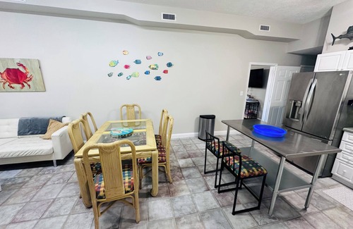 Cedar Point House | Boat & pet friendly. Minutes to Emerald Isle & a half mile to the boat ramp.
