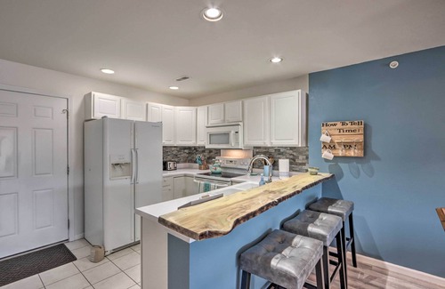 Camdenton Condo | Boat Ramp, Dock & Slip: Step-Free Camdenton Condo!