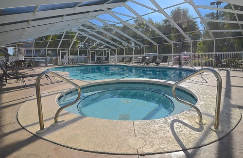 Gulf Shores Condo | Boat slip, pier, work out area, and enjoy the visit for a great 30 days......