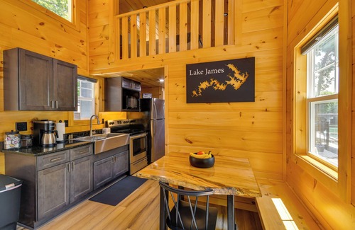 Nebo Cottage | Boat Slip & Smokeless Fire Pit: Lake James Cottage