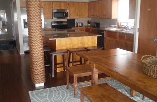 Riviera House | Boat Slip, WaveRunner Docks, Spacious 6 Bedroom. 2 Master Suites. Rare Find!
