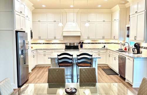 Galveston House | Boaters' paradise, direct access to the Intracoastal, East Bay and Gulf.