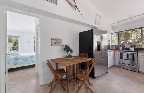 Englewood House | Boaters Paradise W Dock Access - .4 Mile to Beach