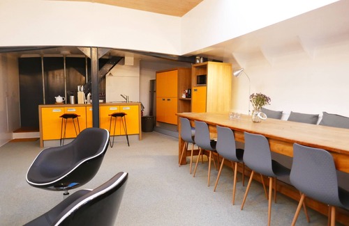 Kop van Zuid Boat Rental | Boathotel Rotterdam Wilhelmina